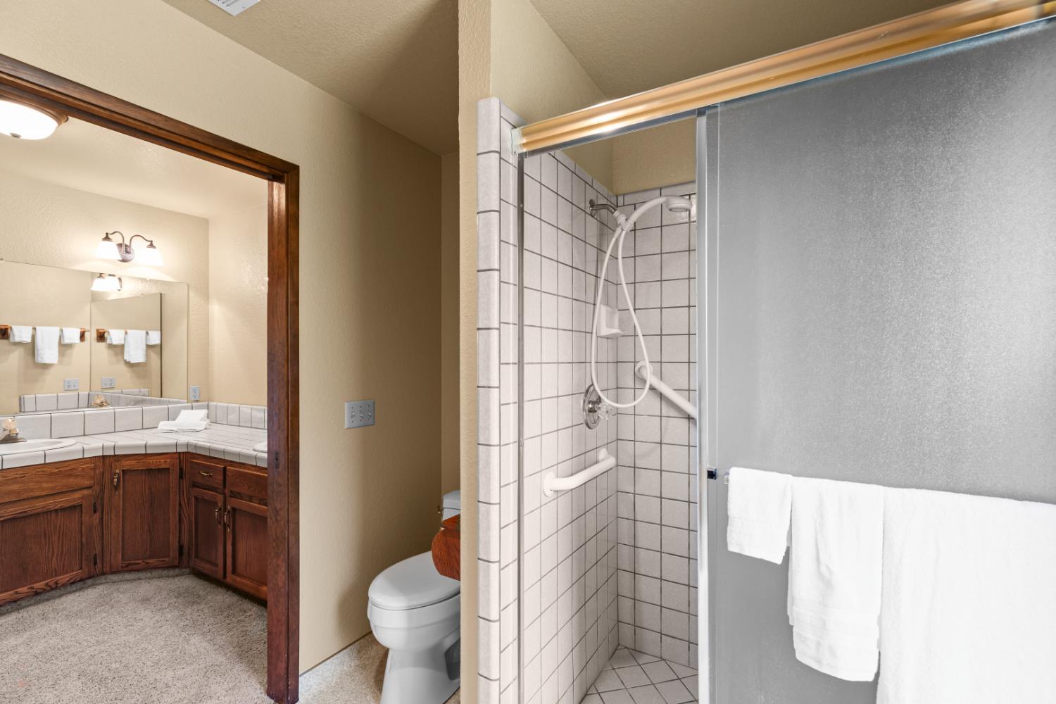 20592 Ayers Rd, Escalon, CA 95320