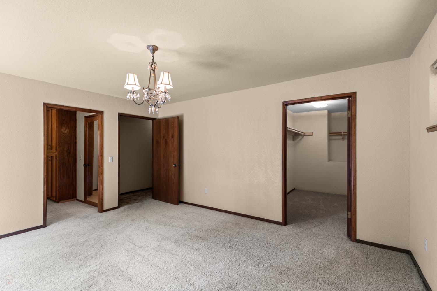 20592 Ayers Rd, Escalon, CA 95320