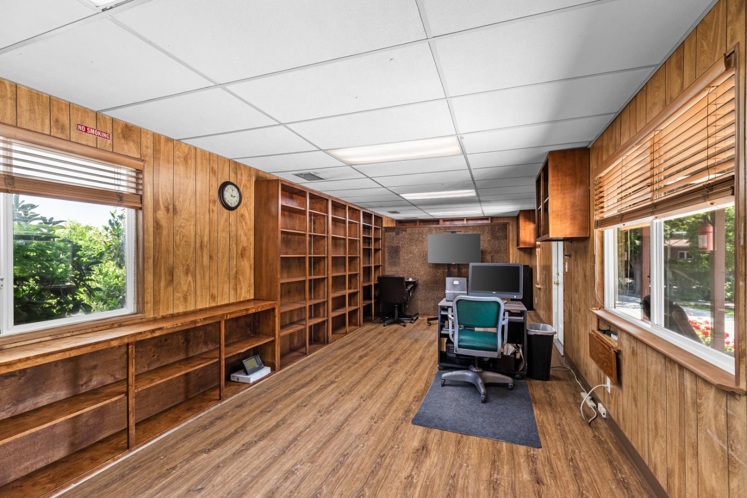 20592 Ayers Rd, Escalon, CA 95320