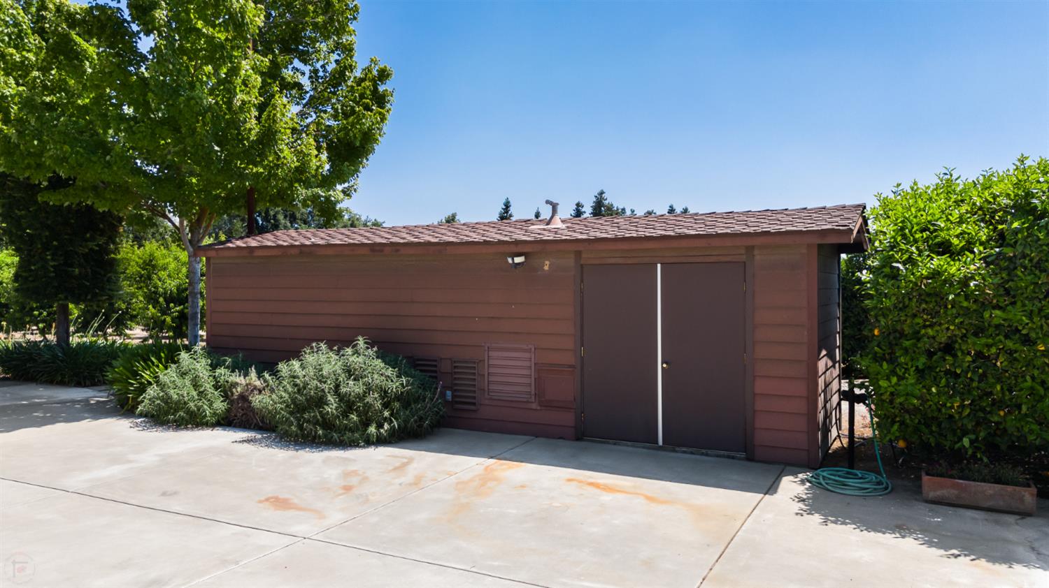 20592 Ayers Rd, Escalon, CA 95320