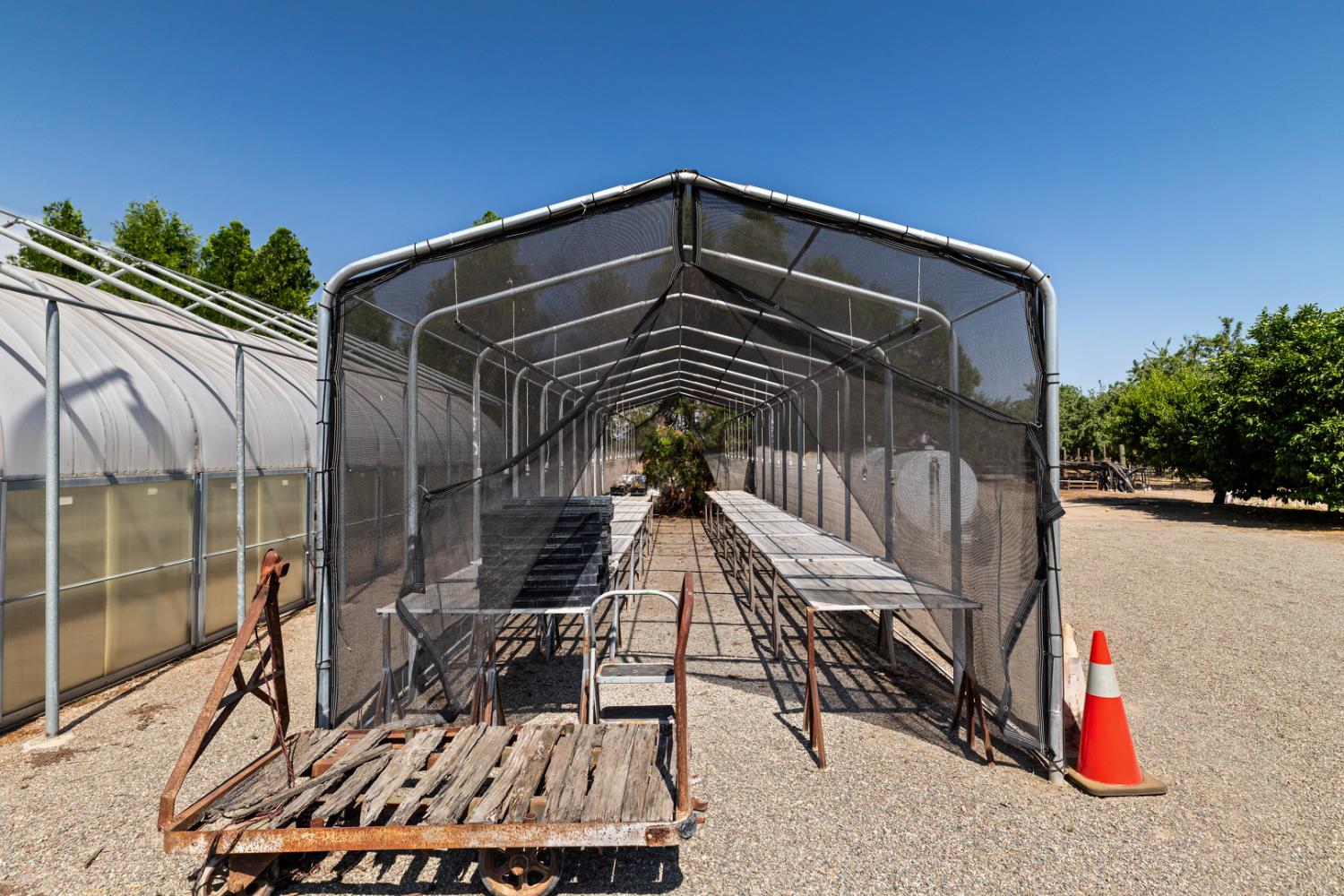 20592 Ayers Rd, Escalon, CA 95320