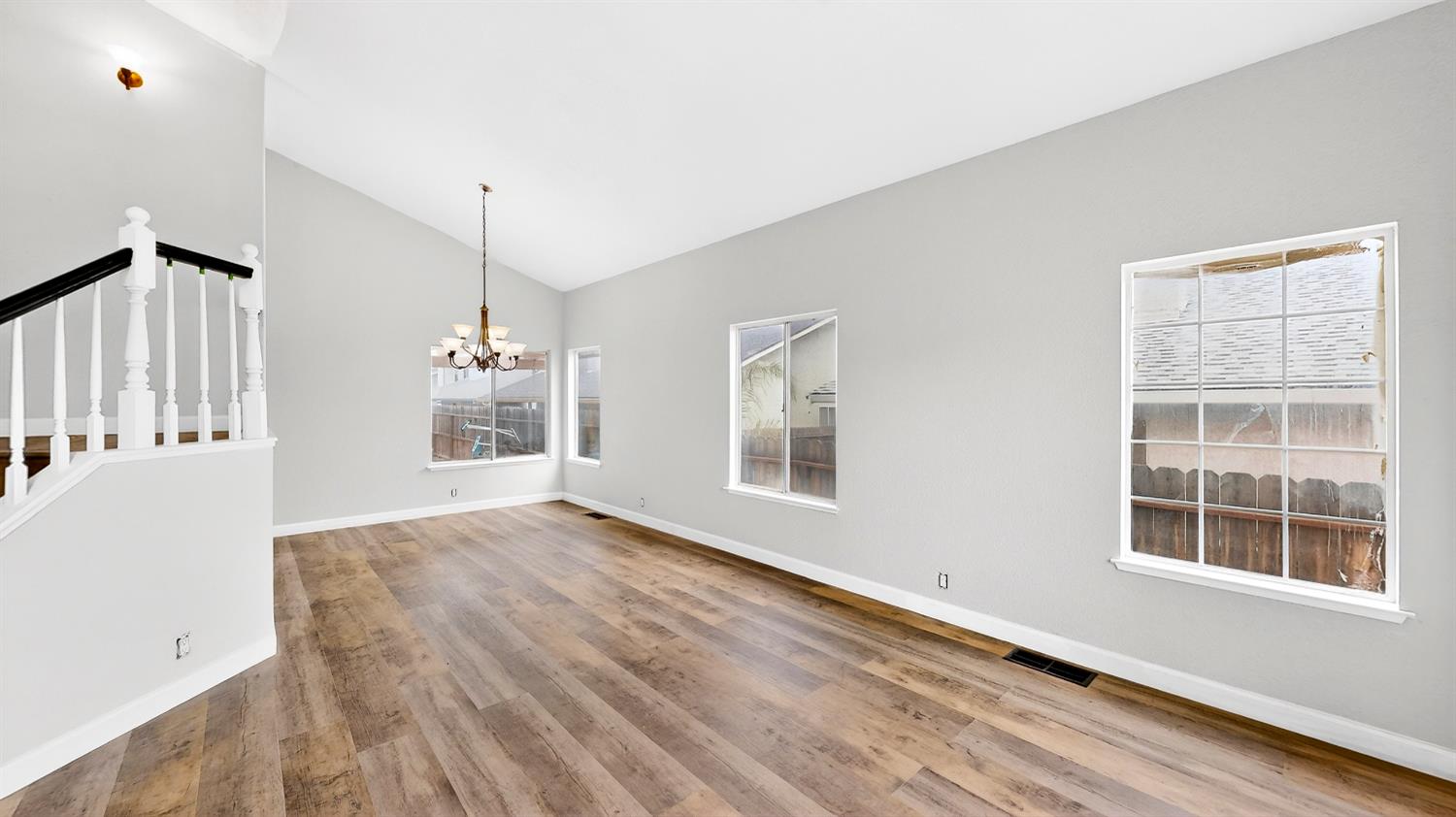 1733 Nighthawk Way, Modesto, CA 95358