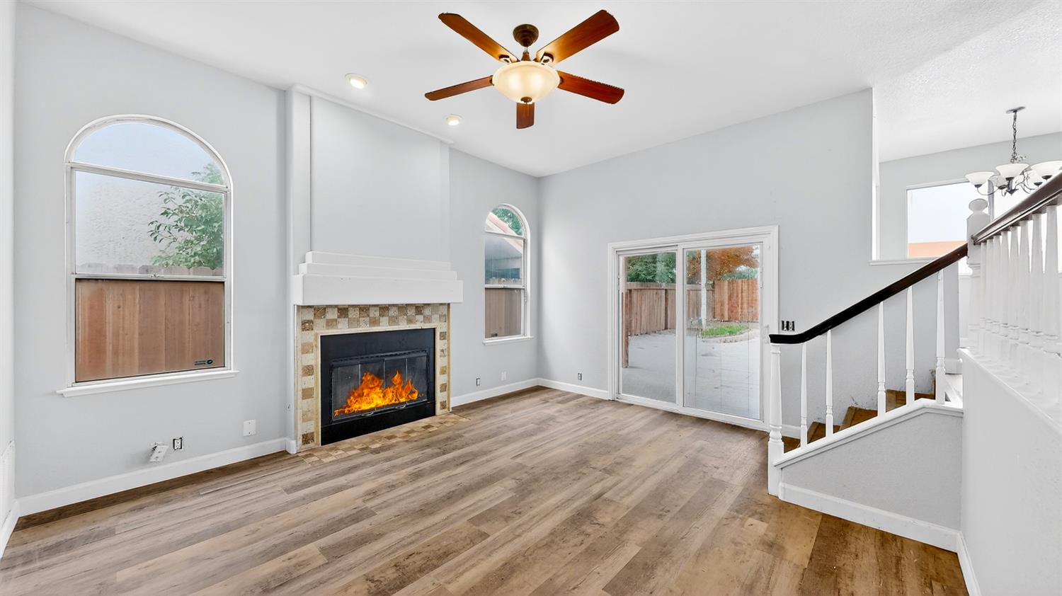 1733 Nighthawk Way, Modesto, CA 95358