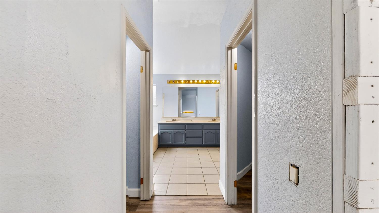 1733 Nighthawk Way, Modesto, CA 95358