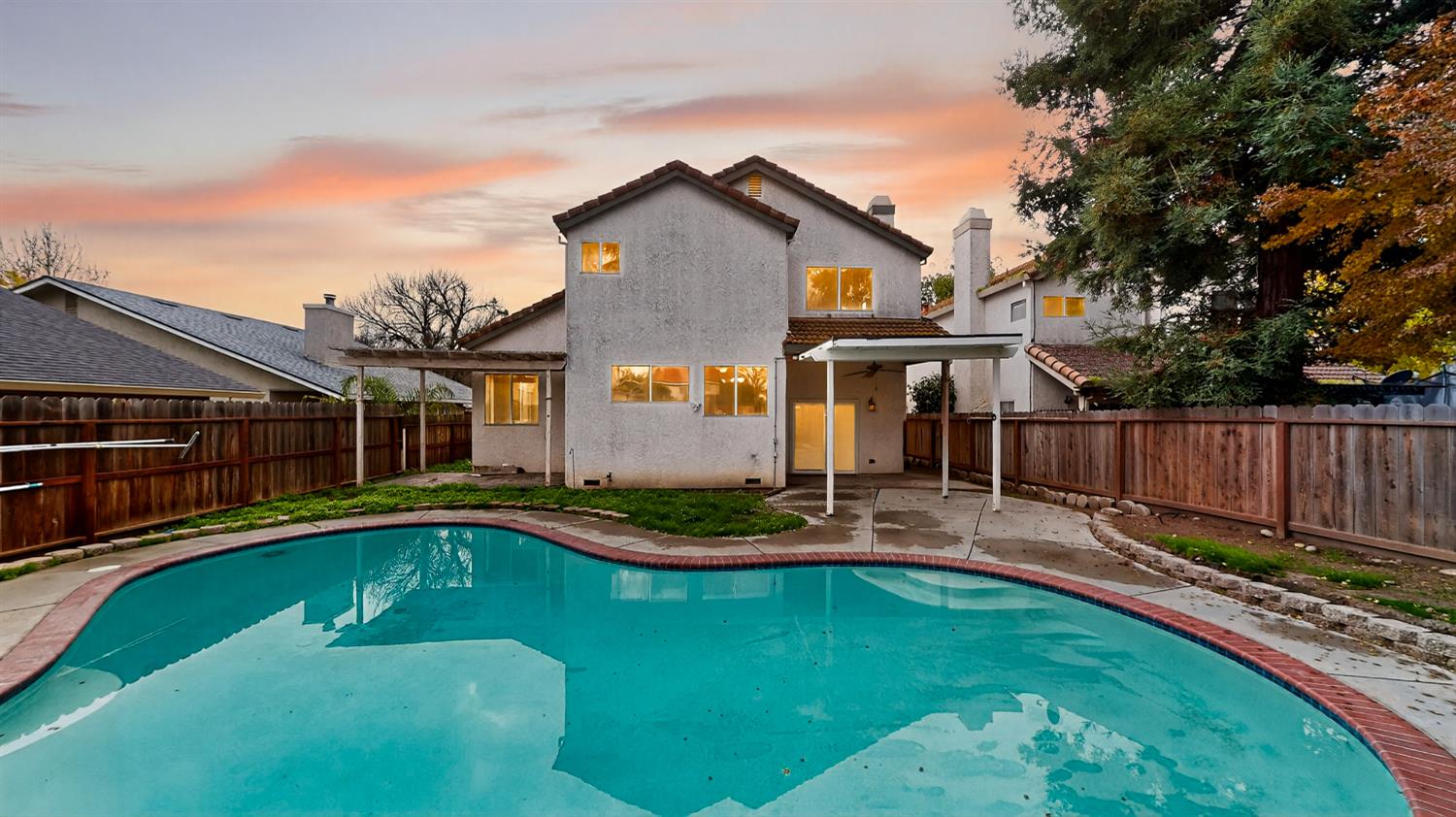 1733 Nighthawk Way, Modesto, CA 95358