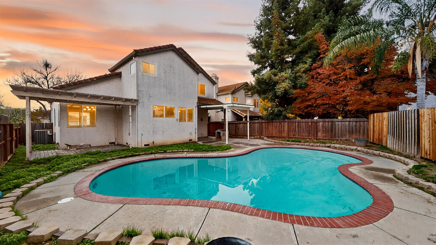 1733 Nighthawk Way, Modesto, CA 95358