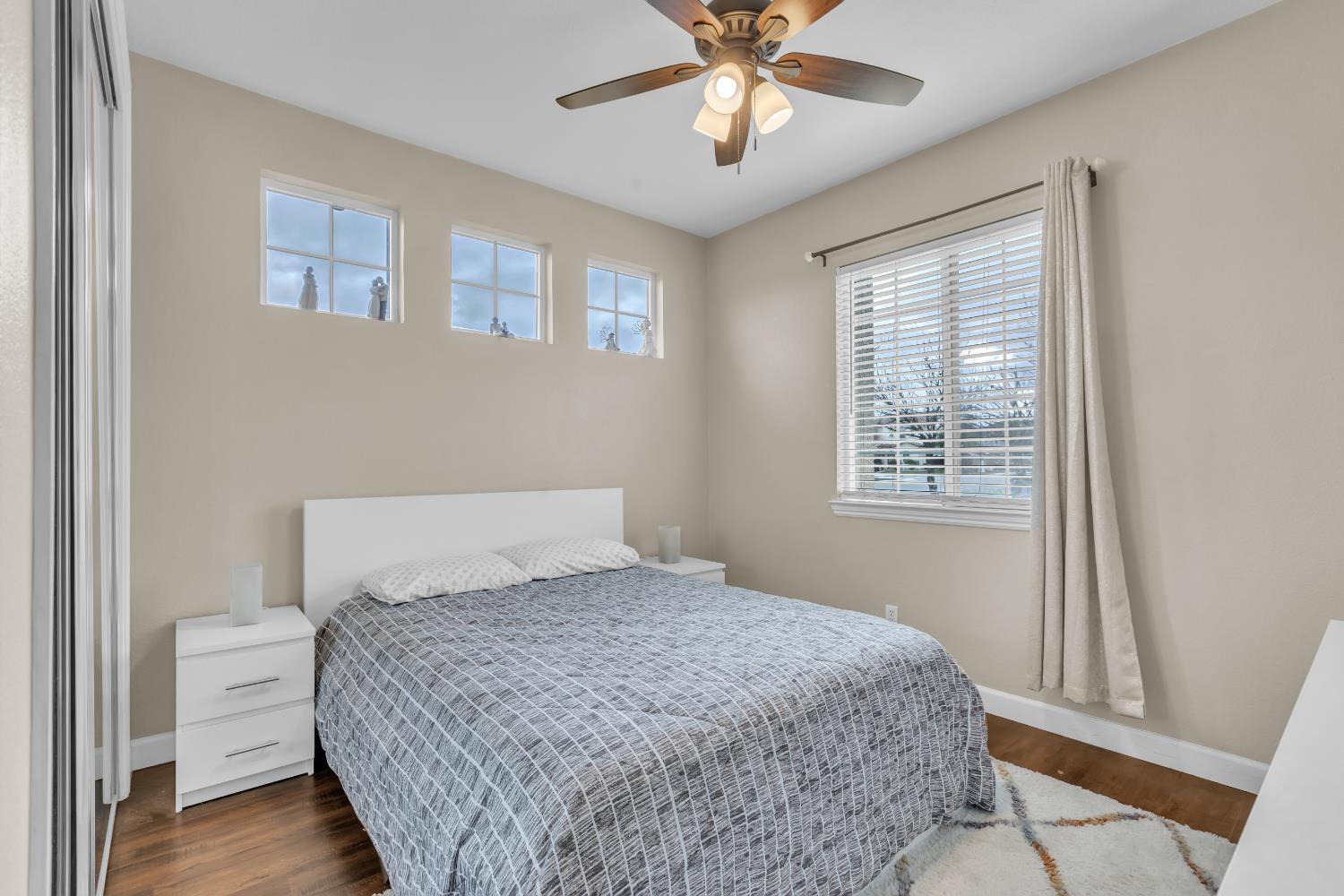 2449 Kaslin Dr, Modesto, CA 95355