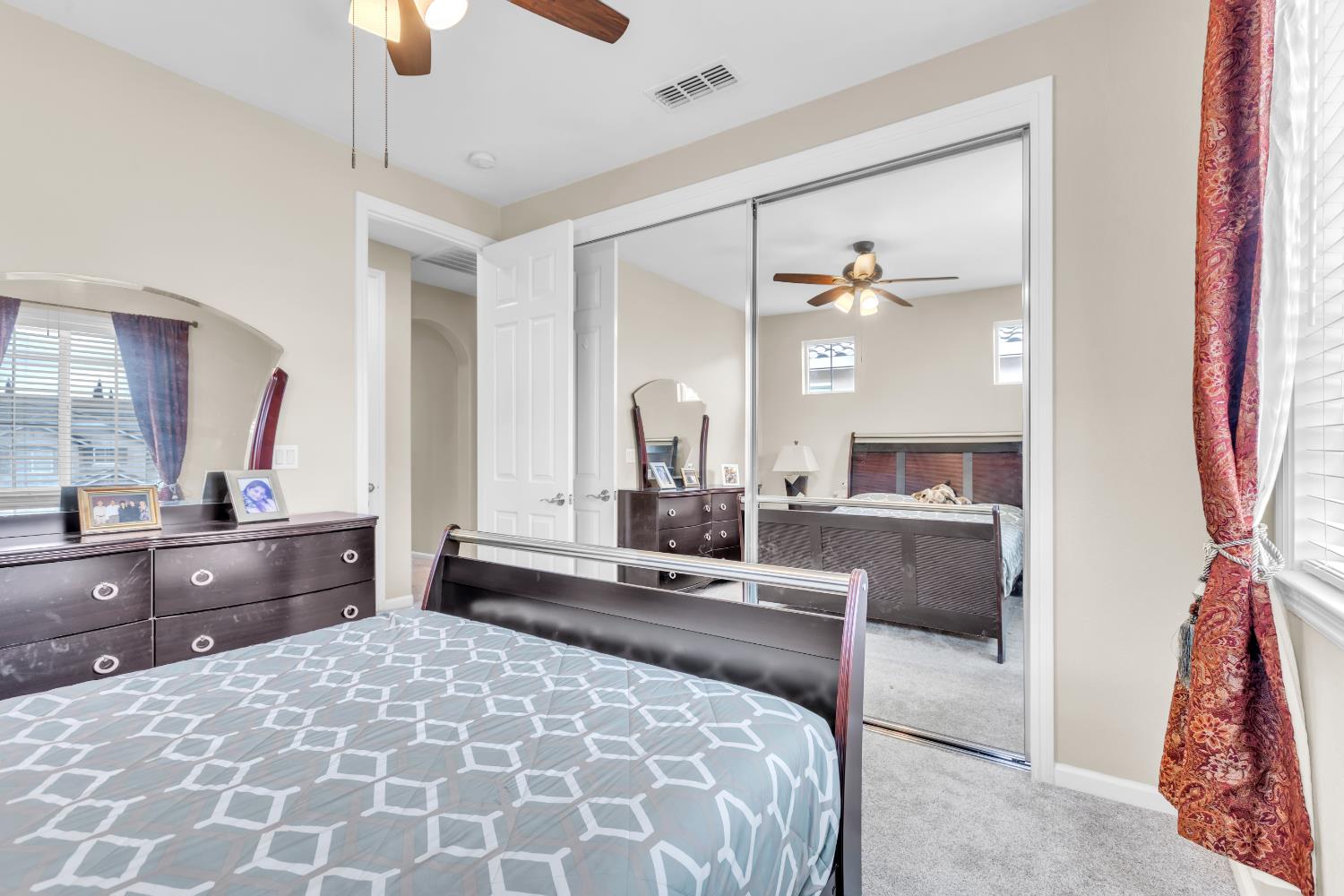 2449 Kaslin Dr, Modesto, CA 95355