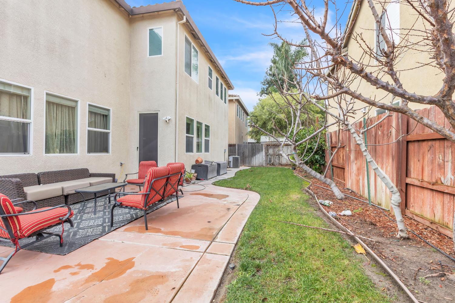 2449 Kaslin Dr, Modesto, CA 95355