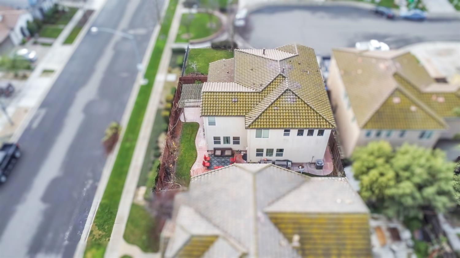 2449 Kaslin Dr, Modesto, CA 95355