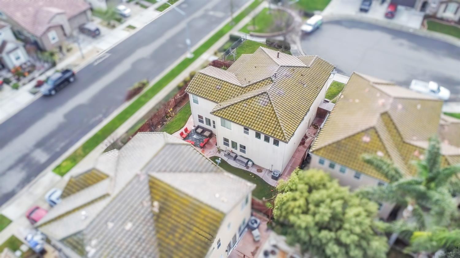 2449 Kaslin Dr, Modesto, CA 95355