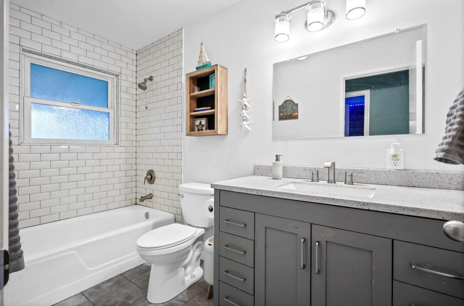 1309 Nelda Way, Modesto, CA 95355