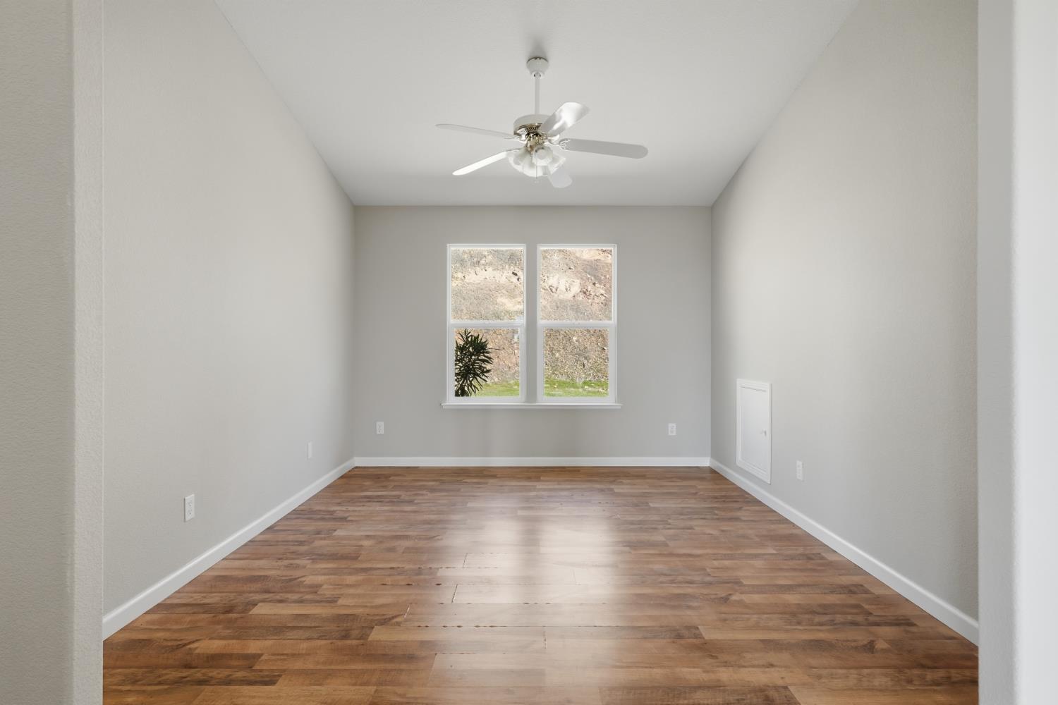 5670 Bear Trap Dr, Mariposa, CA 95338