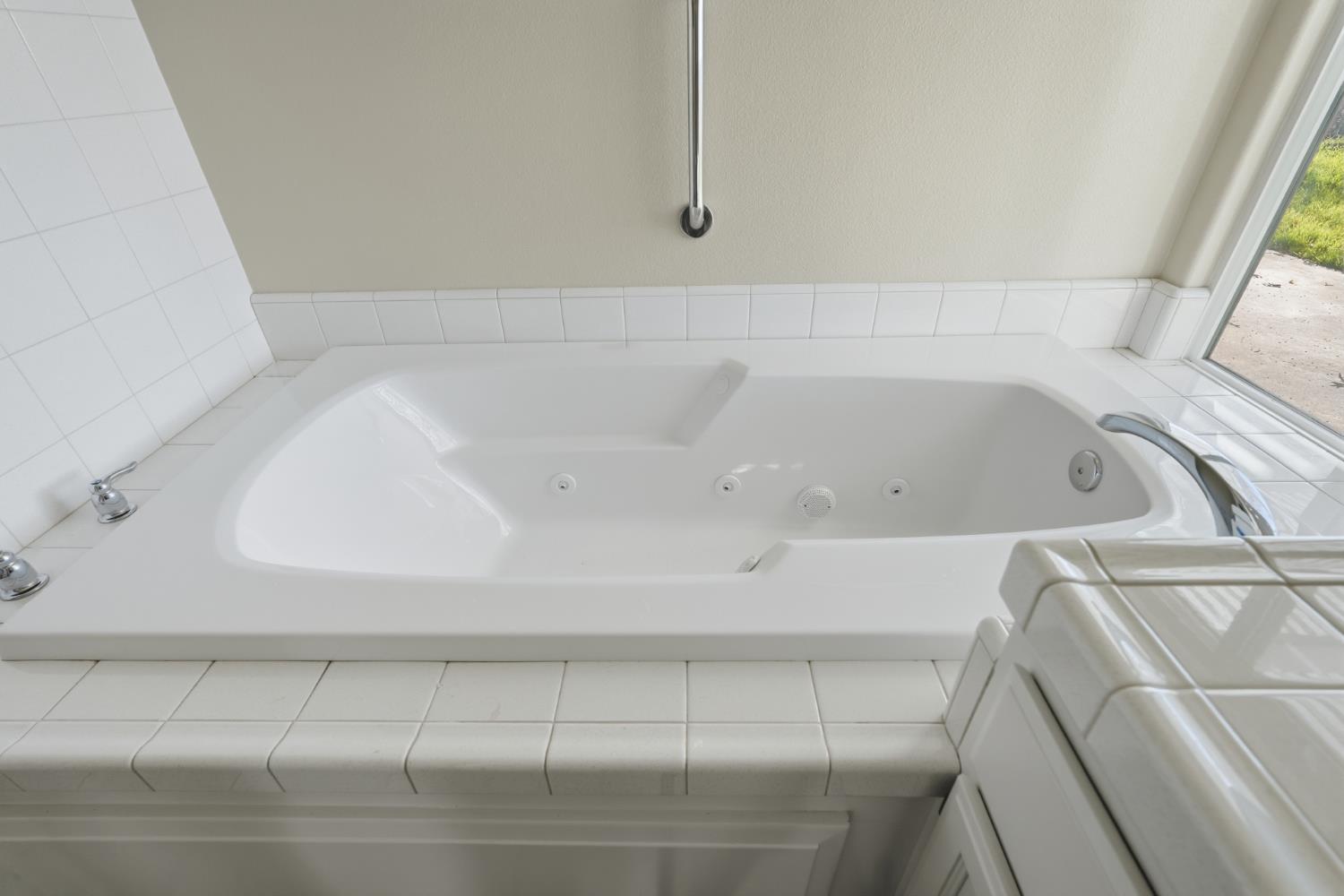 5670 Bear Trap Dr, Mariposa, CA 95338