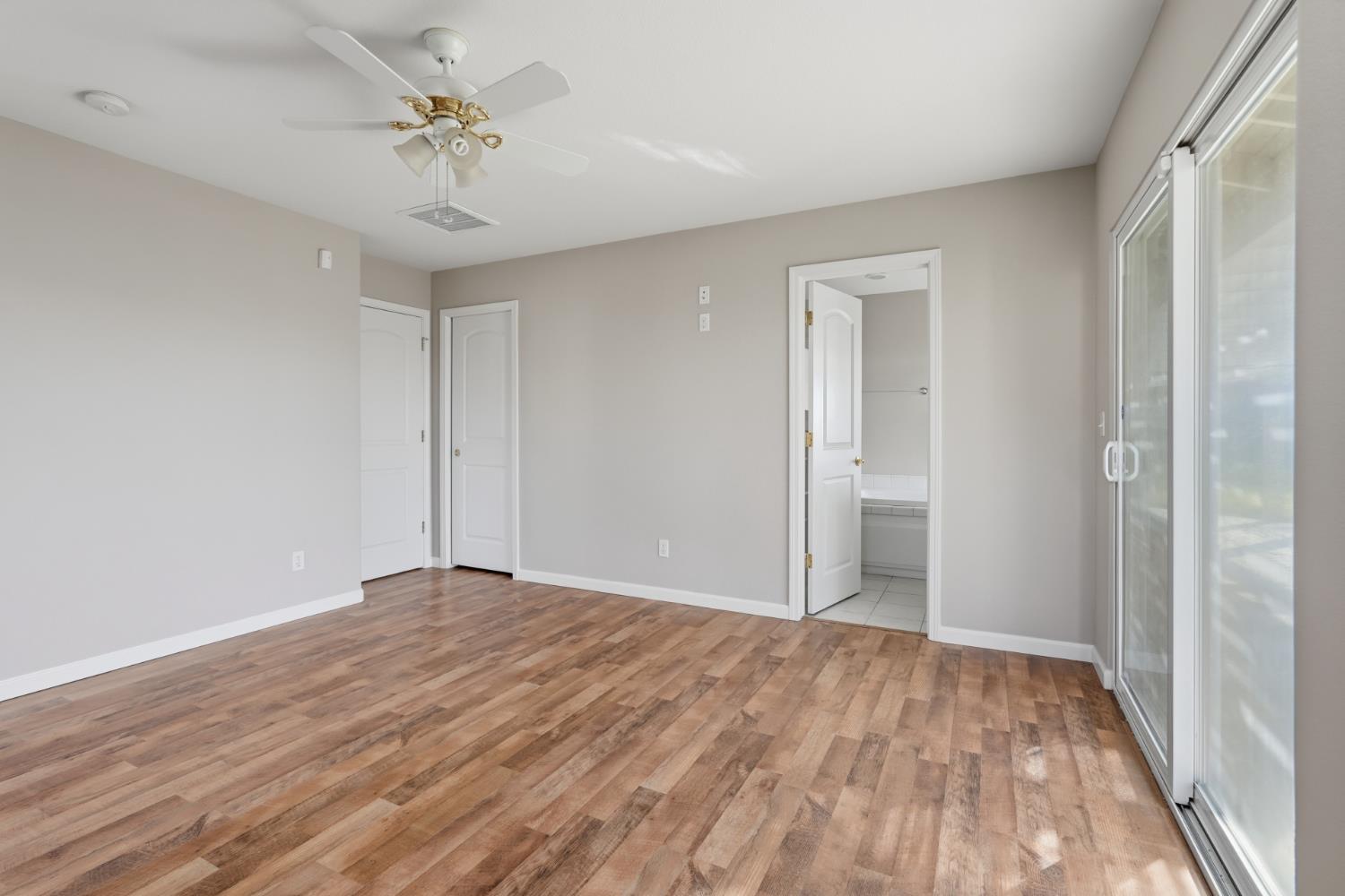 5670 Bear Trap Dr, Mariposa, CA 95338