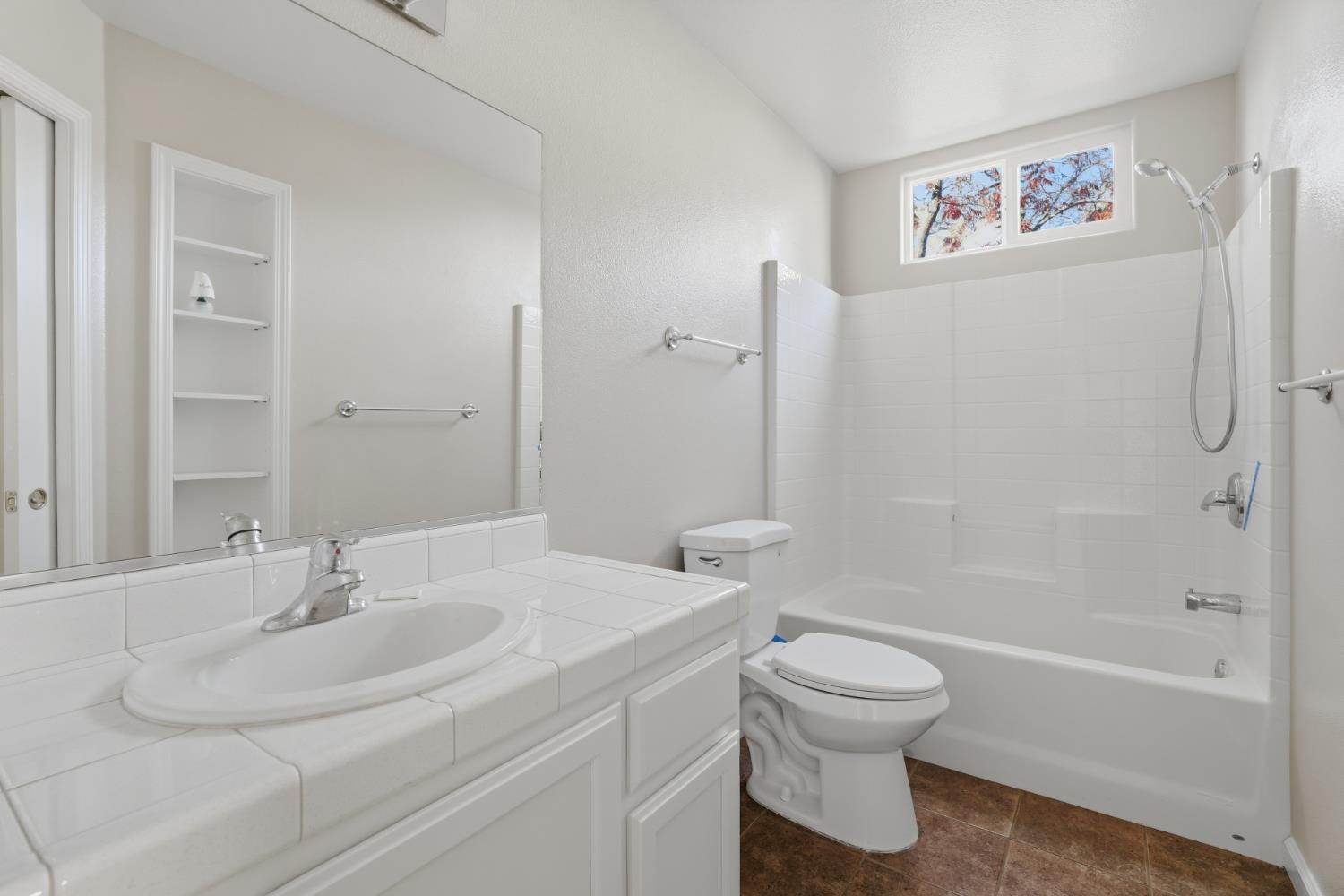 5670 Bear Trap Dr, Mariposa, CA 95338