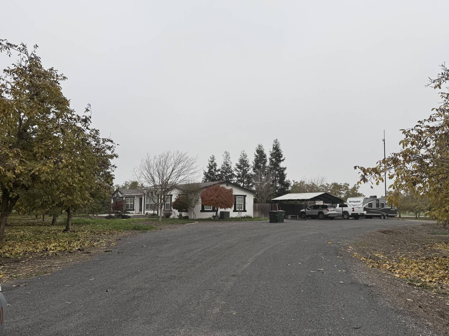 30944 Grooms Rd, Oakdale, CA 95361