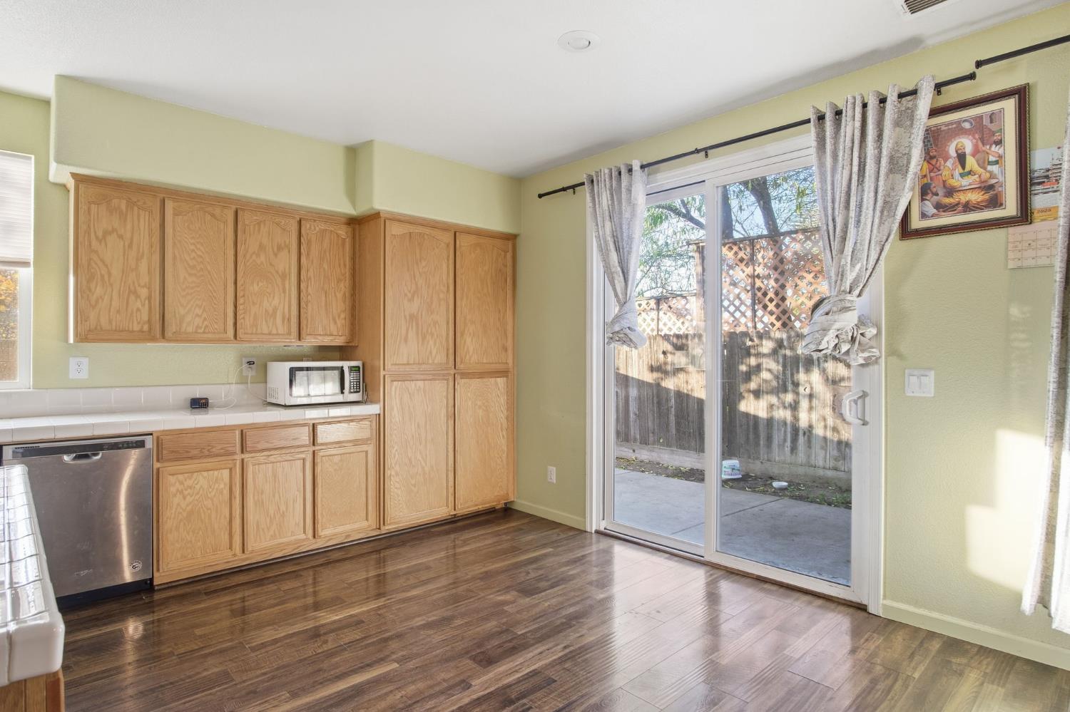 1423 Andleman Ct, Turlock, CA 95382