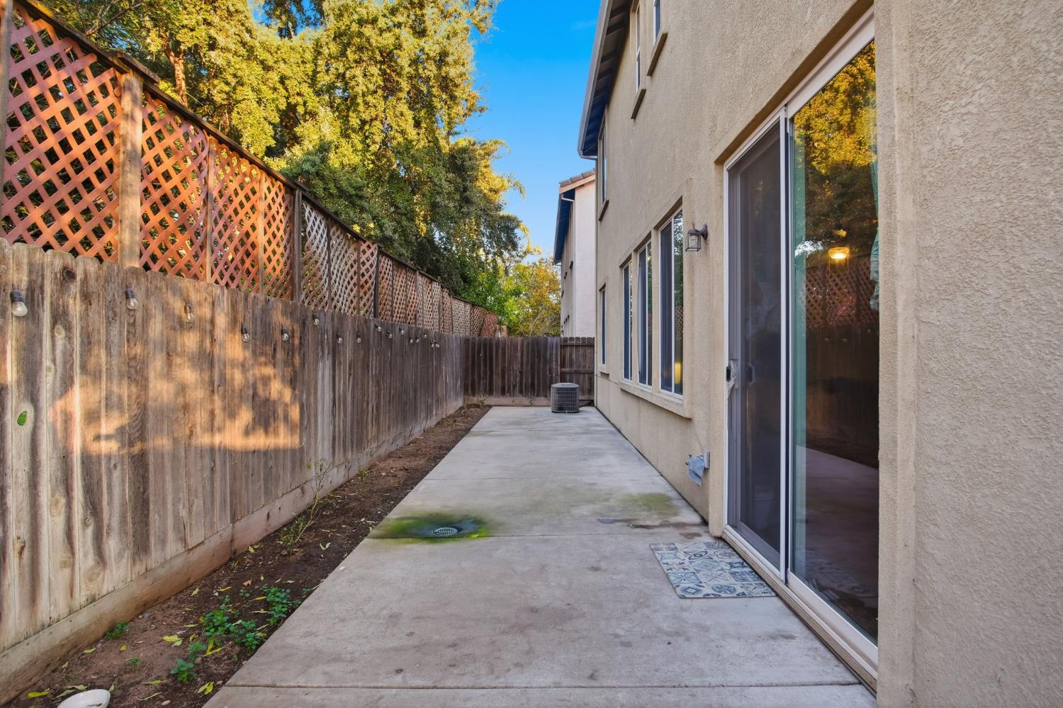 1423 Andleman Ct, Turlock, CA 95382