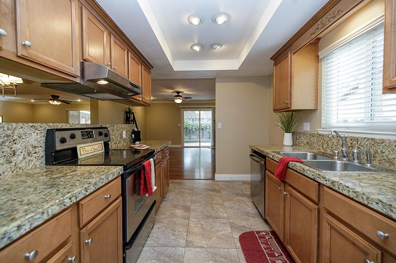 3417 John Lee Ln, Modesto, CA 95350