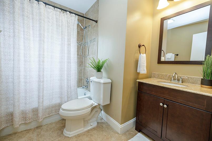 3417 John Lee Ln, Modesto, CA 95350