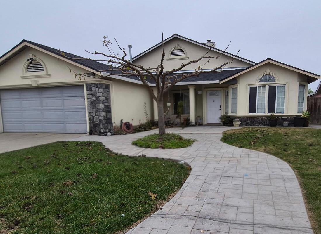 1713 Minnie St, Patterson, CA 95363