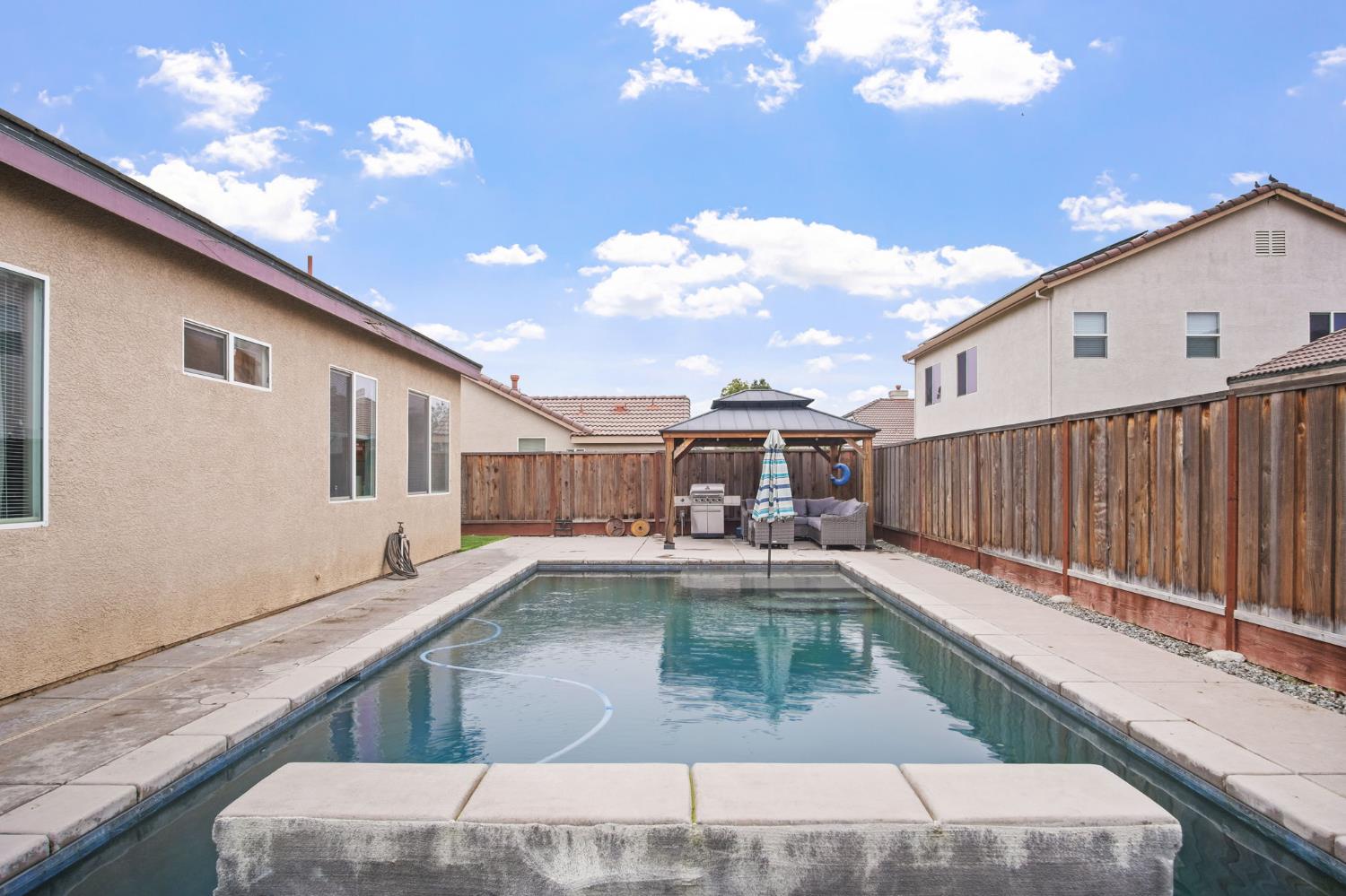 863 CHANDON CT, Livingston, CA 95334