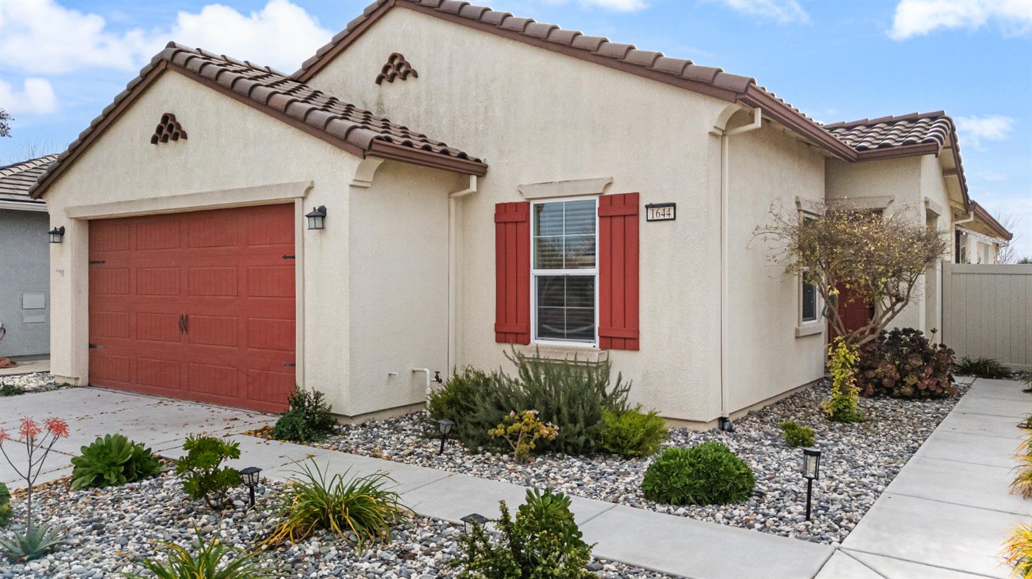 1644 Remington Oaks St, Manteca, CA 95336