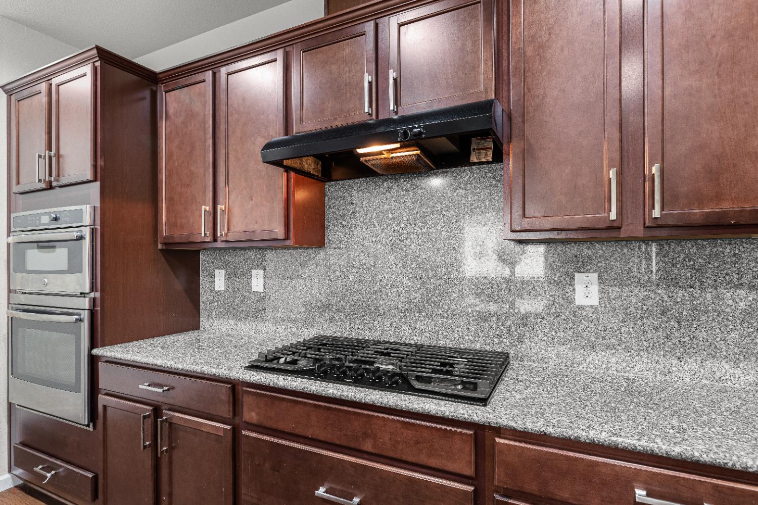 1644 Remington Oaks St, Manteca, CA 95336