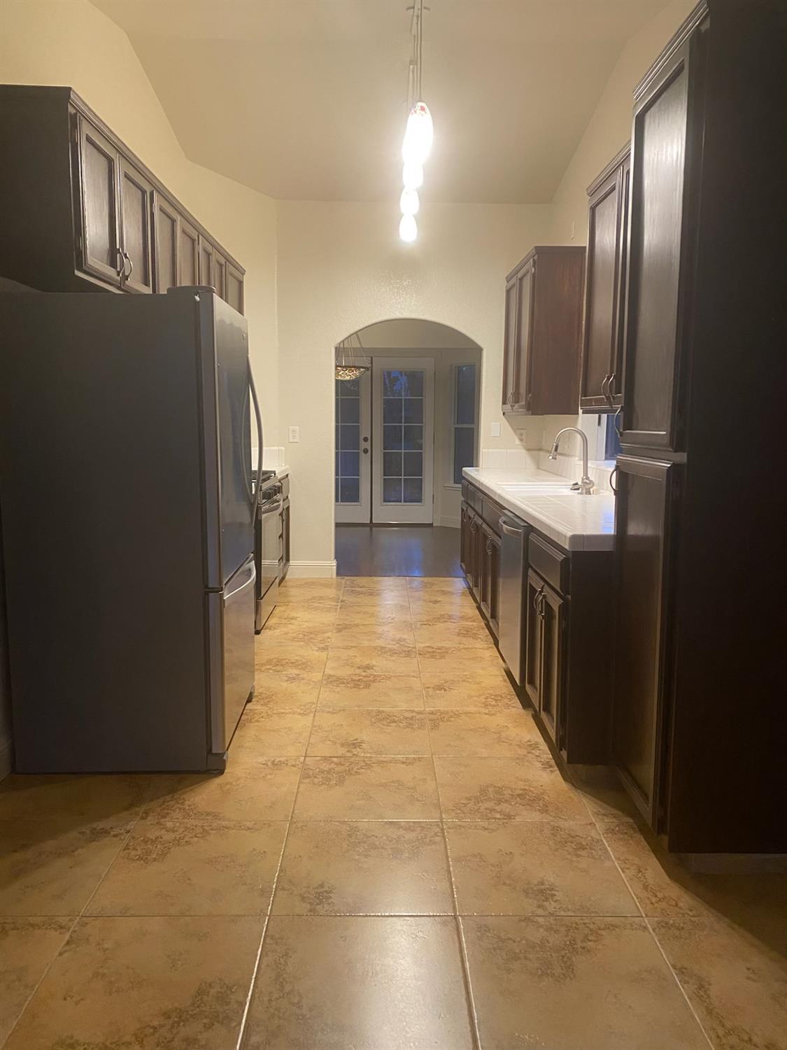 6025 Soares Place, Riverbank, CA 95367