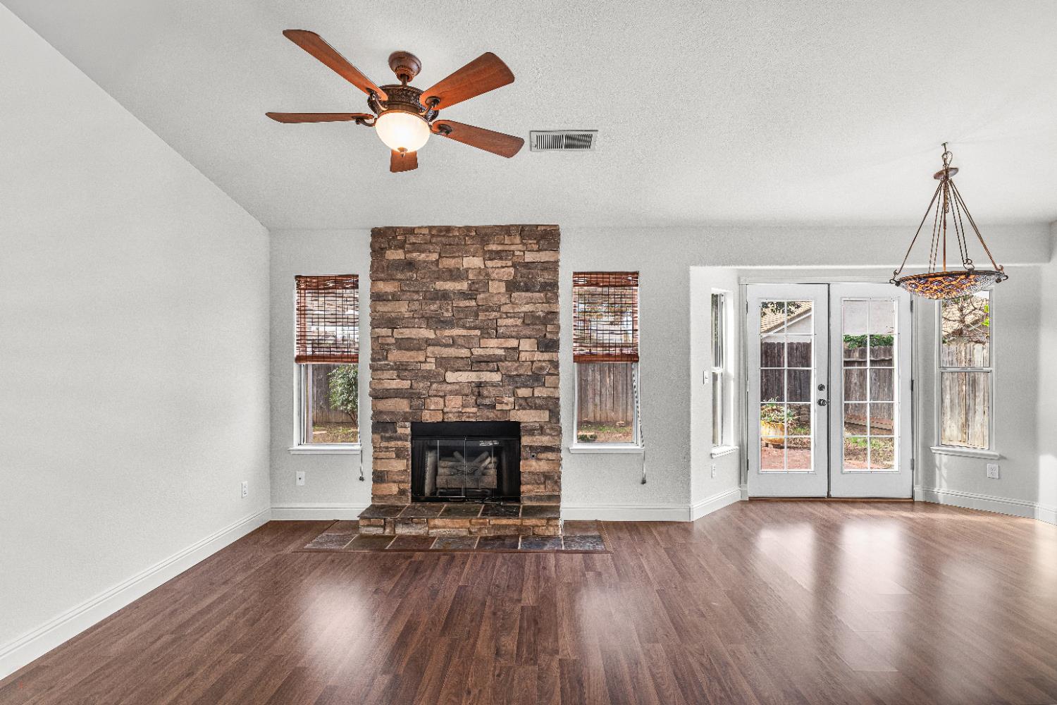 6025 Soares Place, Riverbank, CA 95367