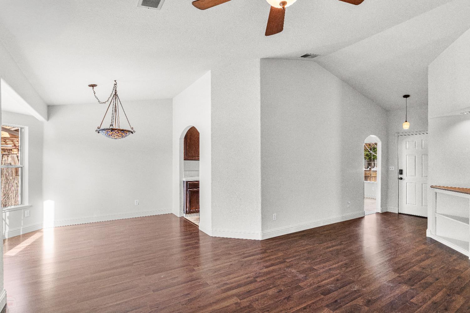 6025 Soares Place, Riverbank, CA 95367