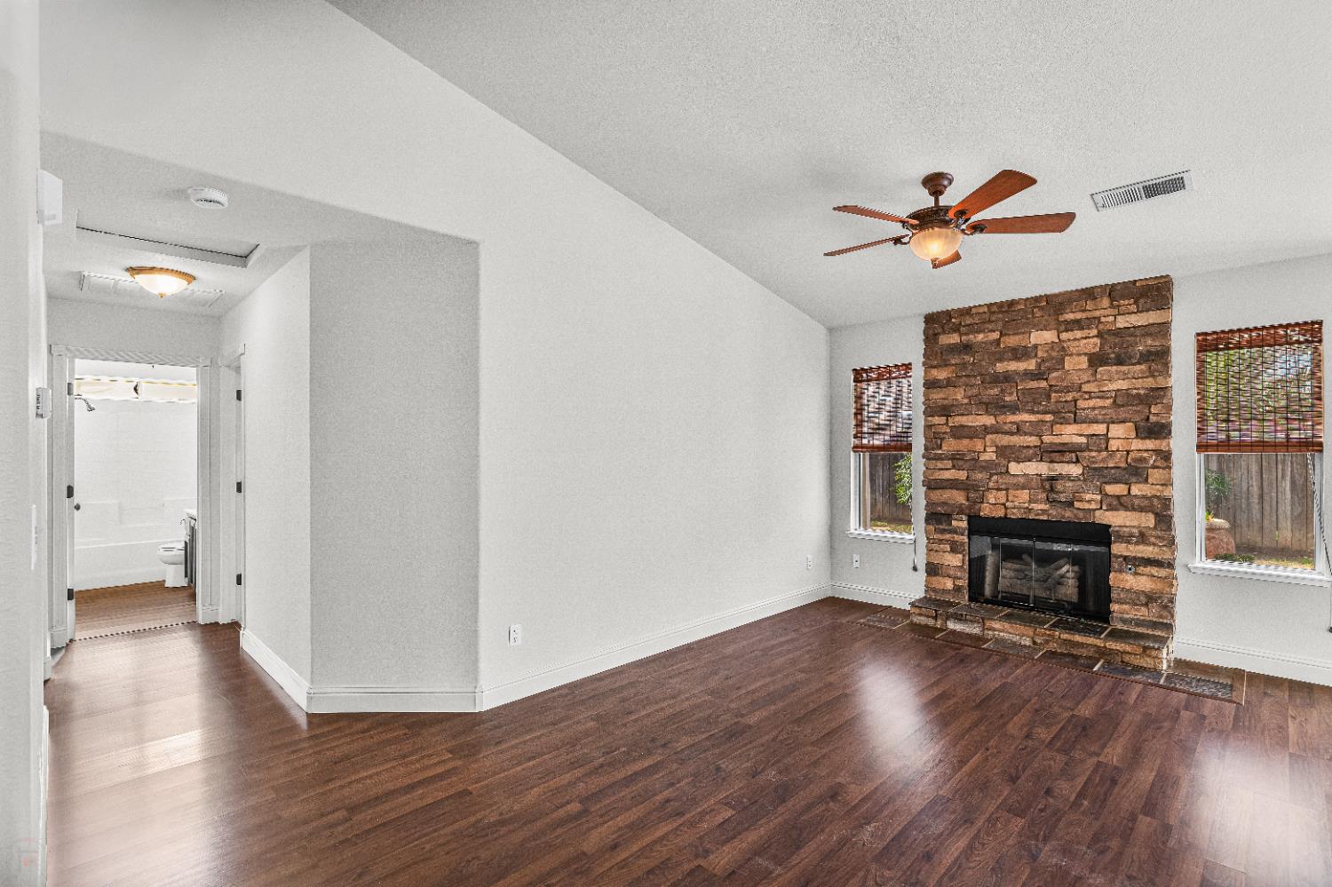 6025 Soares Place, Riverbank, CA 95367