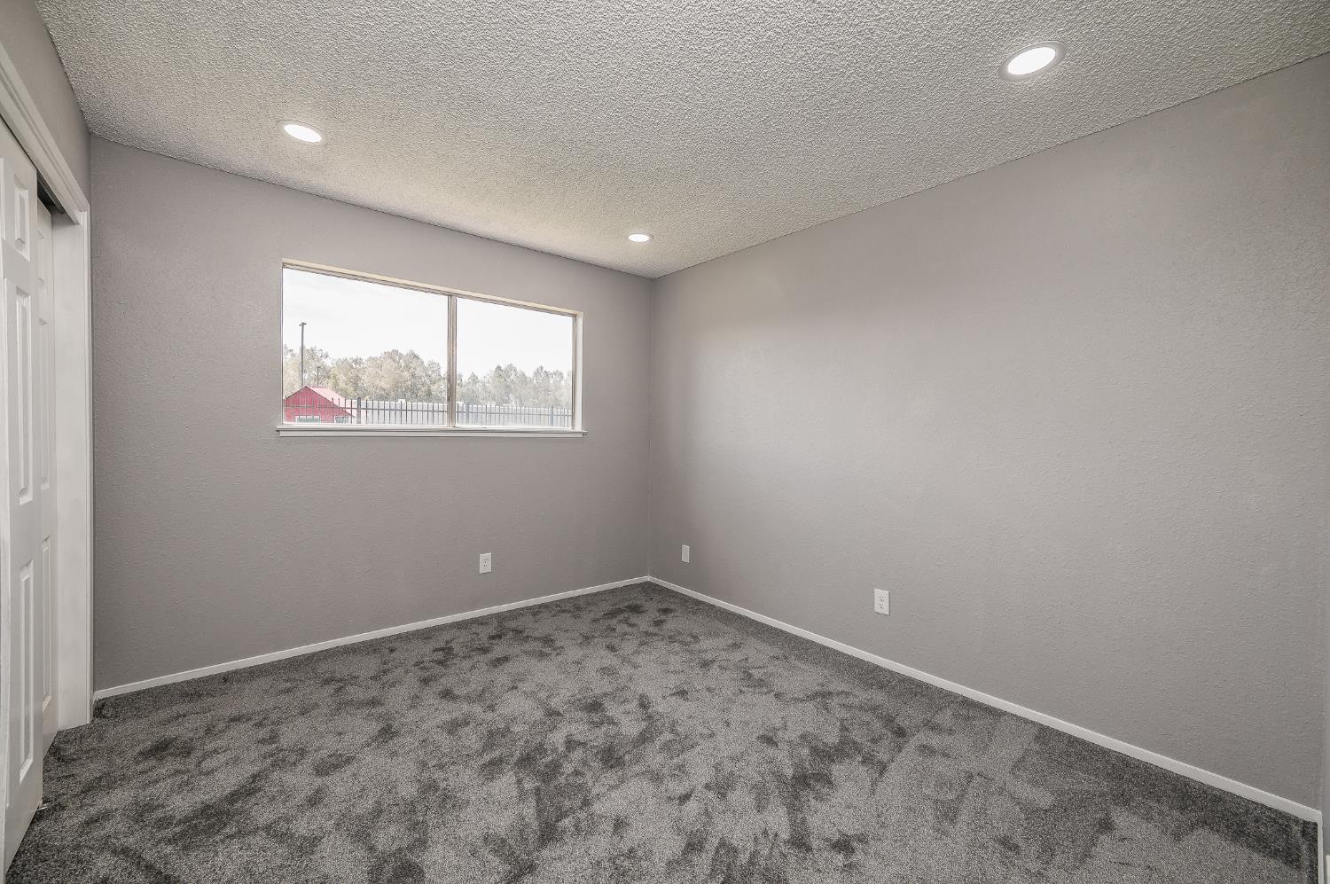 3221 Cheyenne Dr, Merced, CA 95348