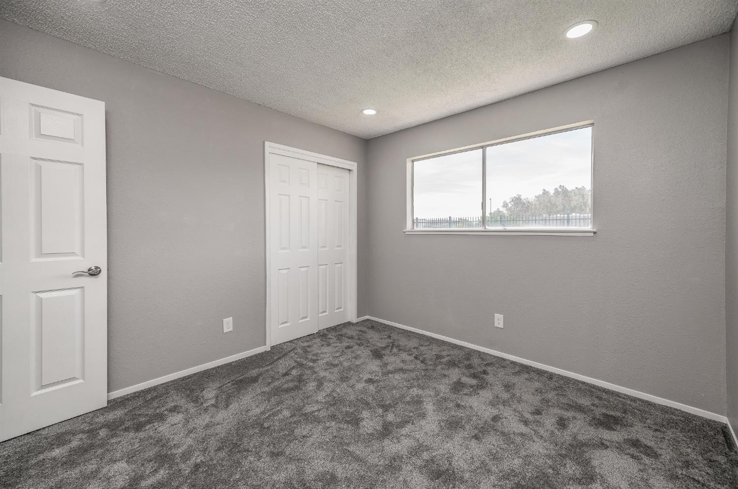 3221 Cheyenne Dr, Merced, CA 95348