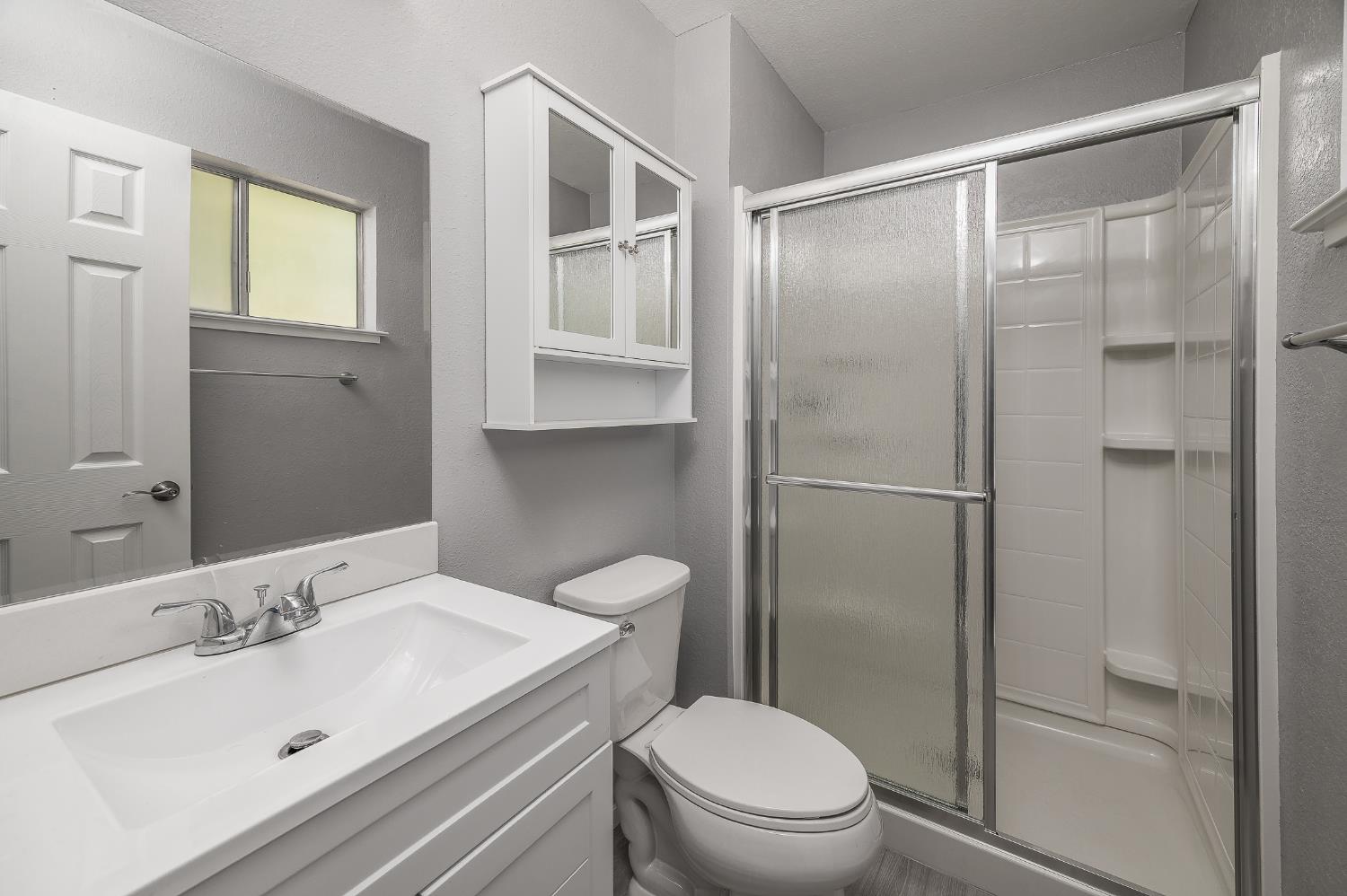 3221 Cheyenne Dr, Merced, CA 95348