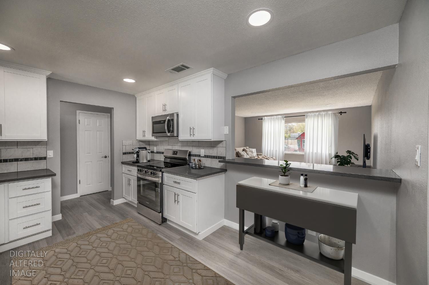 3221 Cheyenne Dr, Merced, CA 95348