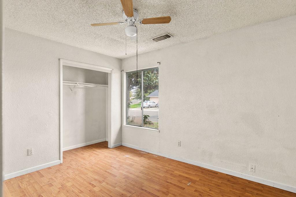 13246 Welch St, Waterford, CA 95386