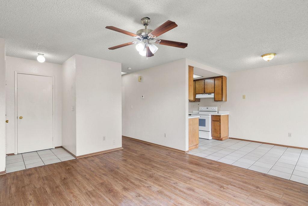 13246 Welch St, Waterford, CA 95386