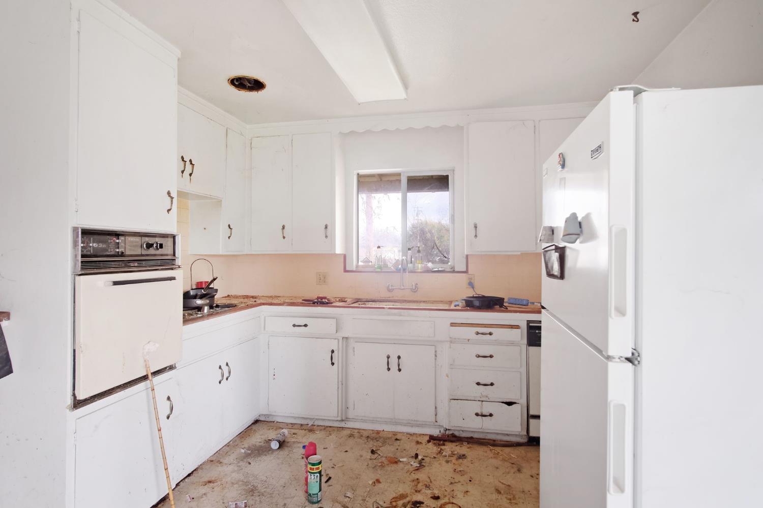 1915 Tracy Ct, Modesto, CA 95350