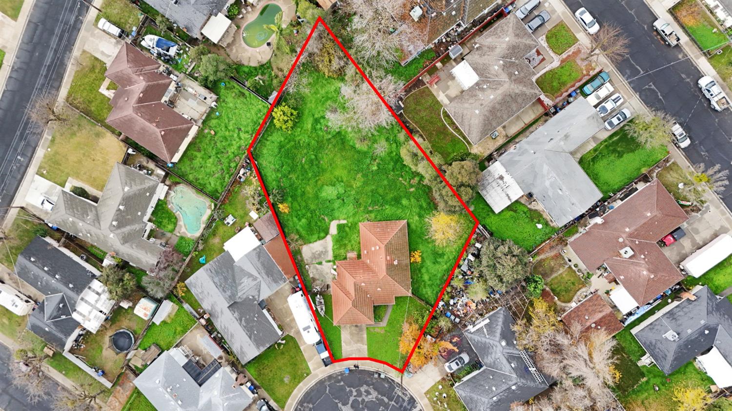 1915 Tracy Ct, Modesto, CA 95350