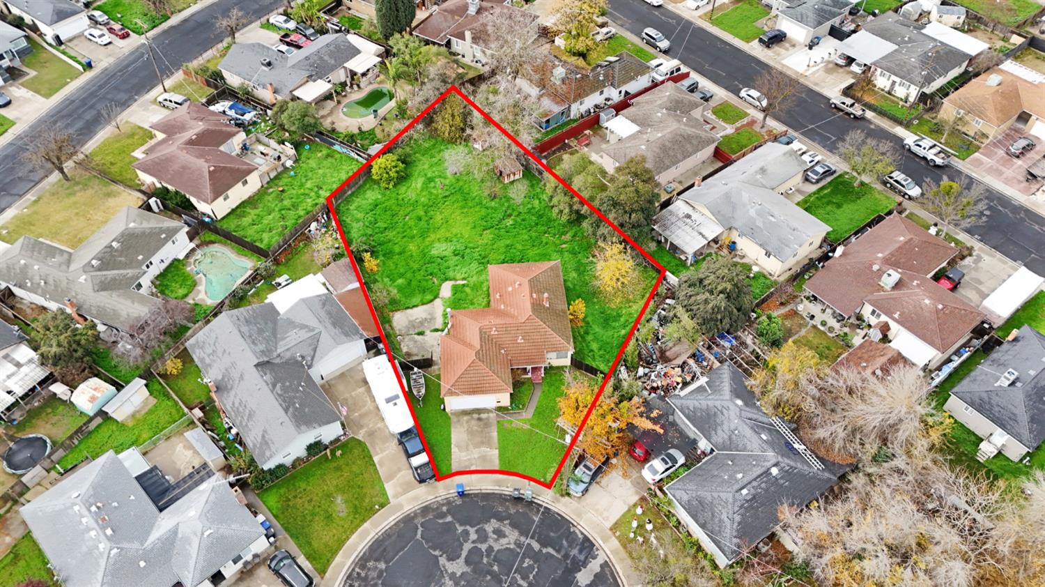 1915 Tracy Ct, Modesto, CA 95350