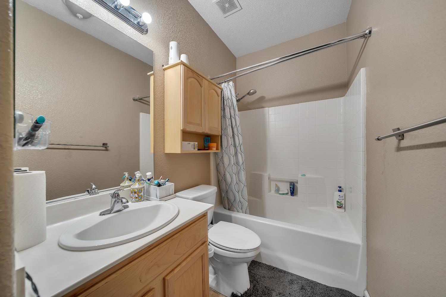 2315 Merriment Ct, Turlock, CA 95380