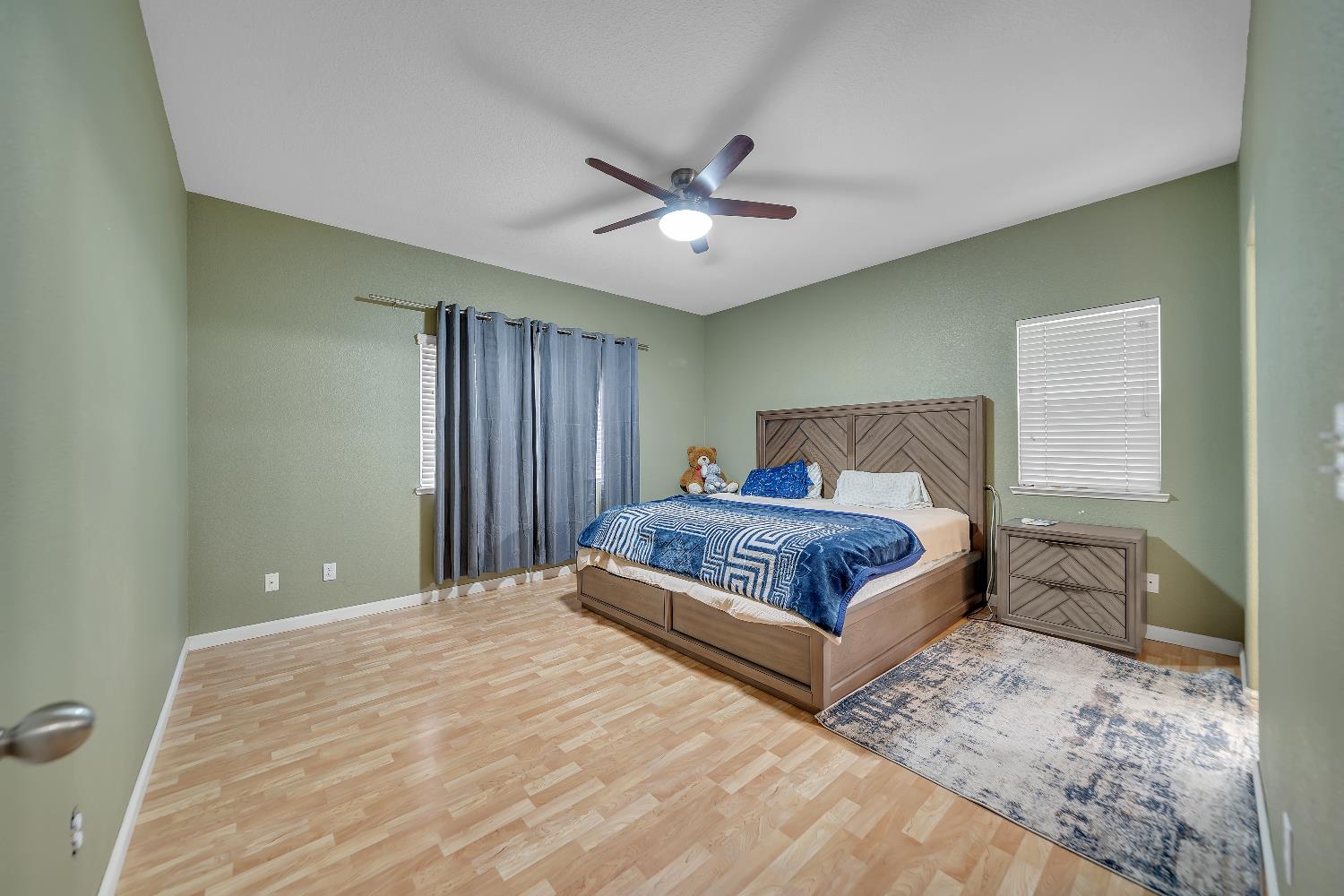 2315 Merriment Ct, Turlock, CA 95380