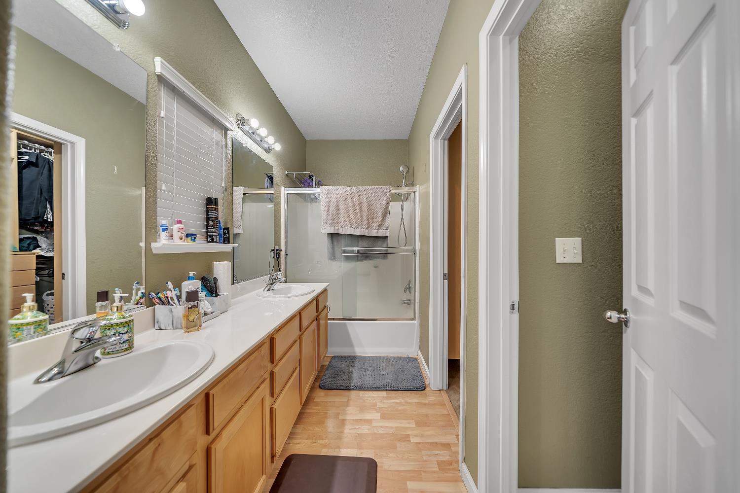 2315 Merriment Ct, Turlock, CA 95380