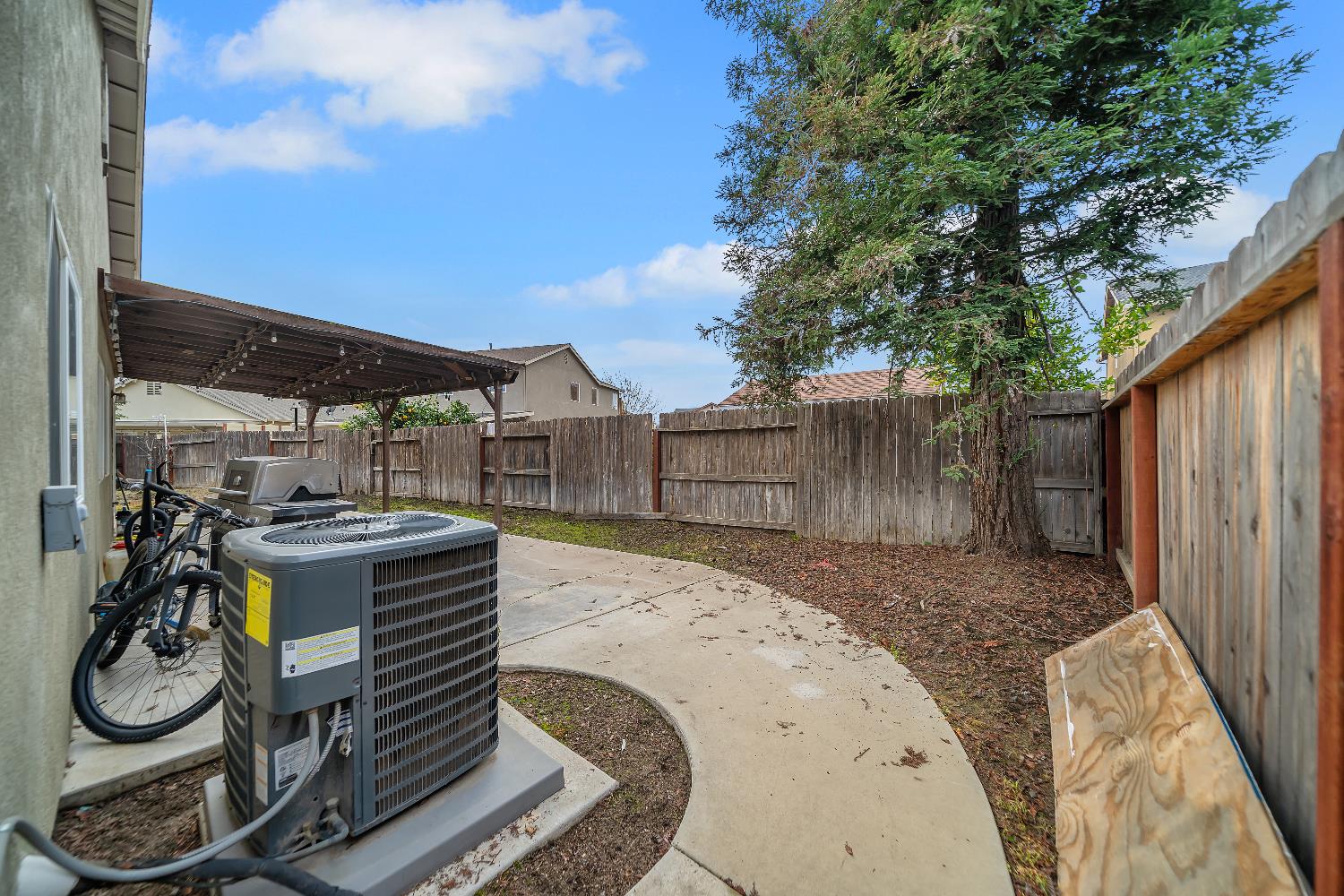 2315 Merriment Ct, Turlock, CA 95380