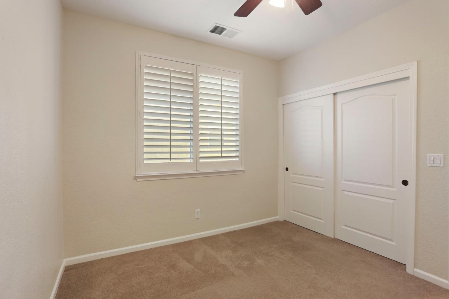 2805 Amir Dr, Modesto, CA 95355