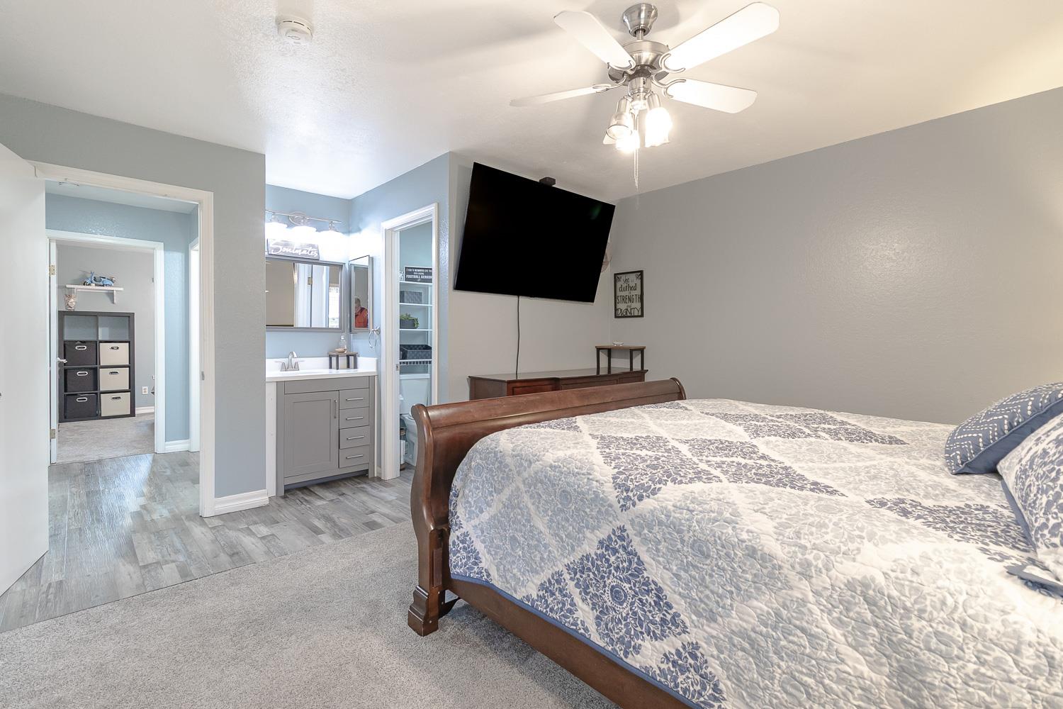 1704 Woolston Way, Modesto, CA 95355