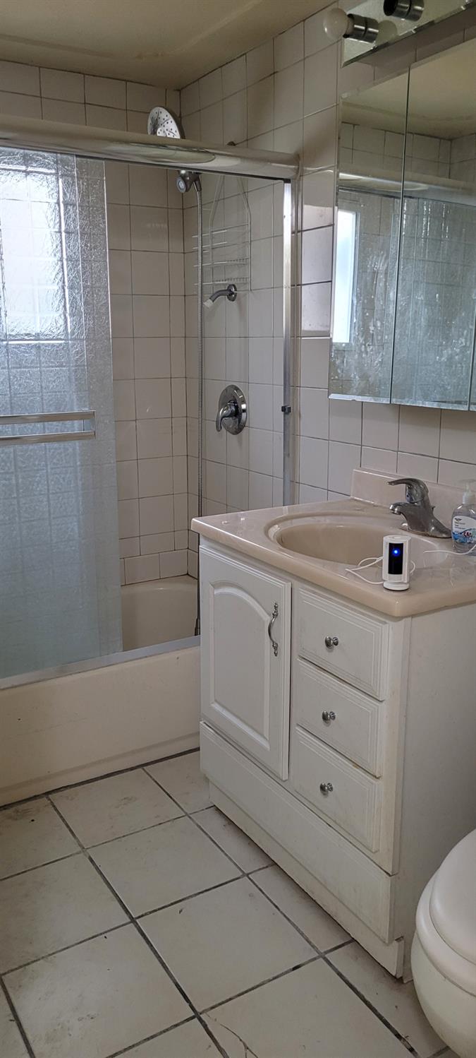 1512 Glenwood Dr, Modesto, CA 95350