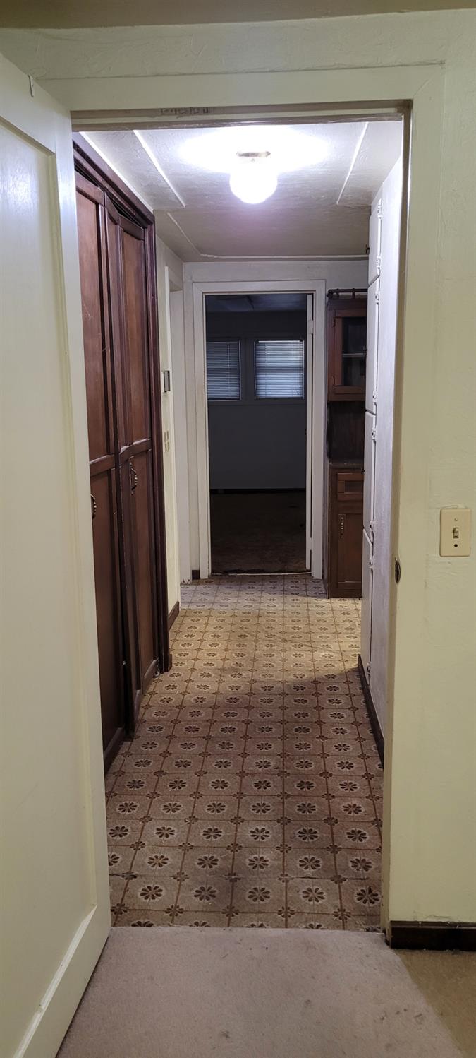 1512 Glenwood Dr, Modesto, CA 95350